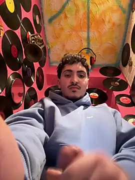 amo660 online show from March 2026 07:06:02 PM