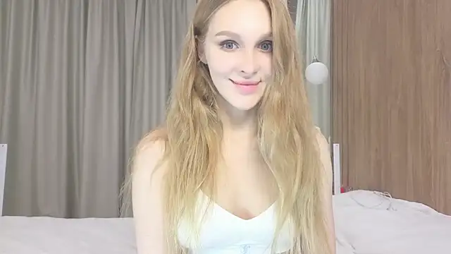 Snapshot of Brigitte_Bardot chatting on October 2025 06:19:01 AM Brigitte Bardot online show from October 2025 06:19:01 AM