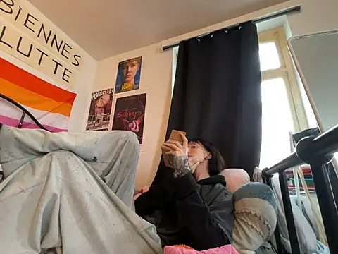 Snapshot of Styxlust chatting on April 2026 05:31:02 PM Styxlust online show from April 2026 05:31:02 PM