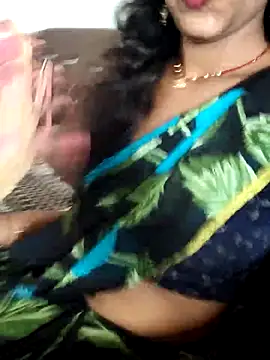 Snapshot of AnanyaKapoor89 chatting on September 2025 06:35:01 AM AnanyaKapoor89 online show from September 2025 06:35:01 AM