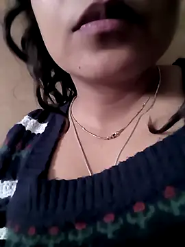 queenbuggi online show from February 2026 08:22:02 AM