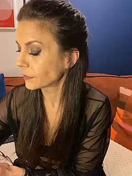 Snapshot of Aria_Storm_ chatting on February 2026 07:01:02 PM Aria Storm online show from February 2026 07:01:02 PM