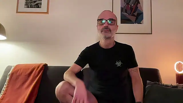 Milkywaymen online show from January 2026 06:43:02 PM