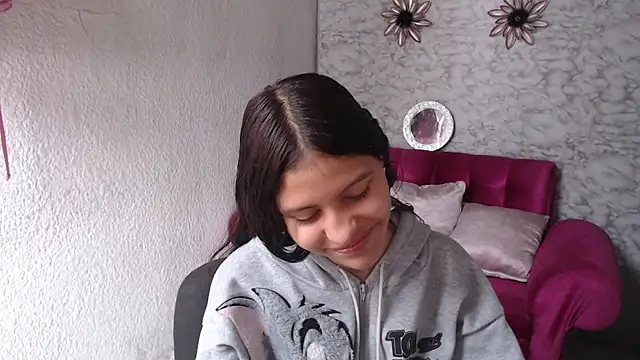 Evagirl69 online show from April 2026 12:17:01 PM