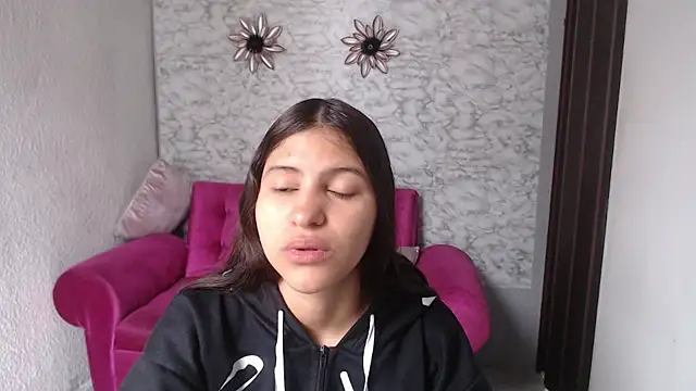 Evagirl69 online show from April 2026 12:17:02 PM