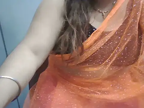 Snapshot of naughty143soni chatting on November 2025 01:44:02 PM naughty143soni online show from November 2025 01:44:02 PM