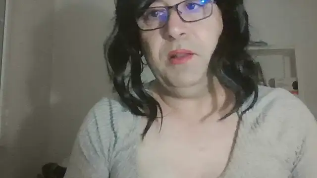 Snapshot of nataliacd chatting on November 2025 12:02:02 AM nataliacd online show from November 2025 12:02:02 AM