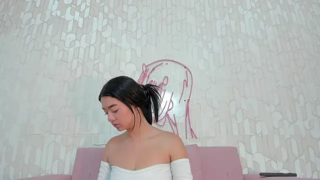 Snapshot of scarletross_ chatting on October 2025 01:30:01 PM scarletross  online show from October 2025 01:30:01 PM