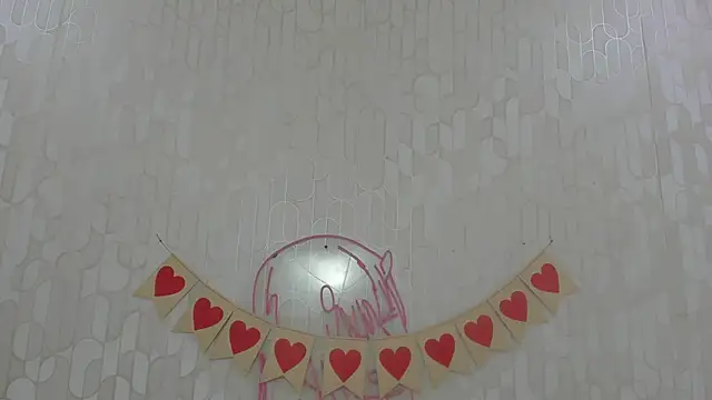 scarletross  online show from February 2026 02:34:01 PM