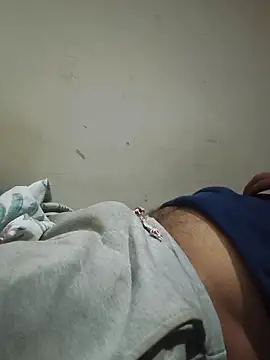 vardh033 online show from November 2025 09:16:01 PM