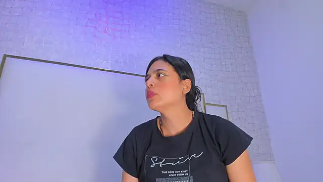 thalia888  online show from April 2026 07:08:02 PM