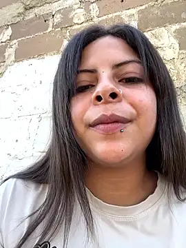 Snapshot of MiaCollinssx chatting on January 2026 01:57:02 PM MiaCollinssx online show from January 2026 01:57:02 PM