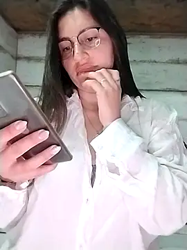 Snapshot of LolatuMiel chatting on January 2026 08:31:02 AM LolatuMiel online show from January 2026 08:31:02 AM