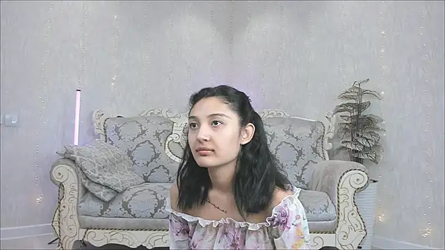 Snapshot of Rei_ramiki chatting on September 2025 05:23:02 AM Rei ramiki online show from September 2025 05:23:02 AM
