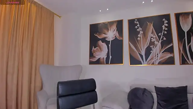 Snapshot of BonnyRose chatting on November 2025 06:01:01 PM BonnyRose online show from November 2025 06:01:01 PM