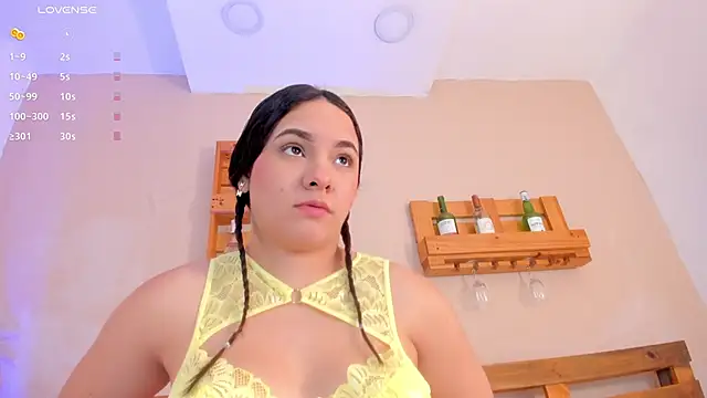  miss mia online show from November 2025 11:45:01 AM