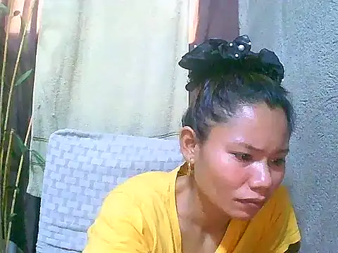 Snapshot of Sweeetgurll chatting on April 2026 02:42:01 AM Sweeetgurll online show from April 2026 02:42:01 AM