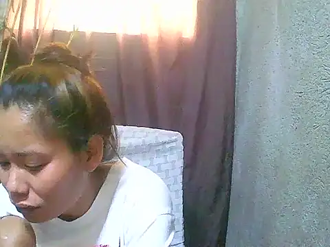 Snapshot of Sweeetgurll chatting on April 2026 04:19:01 AM Sweeetgurll online show from April 2026 04:19:01 AM