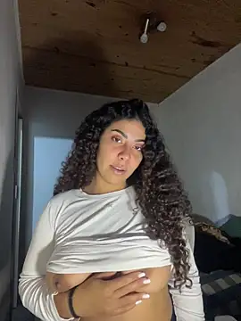 Snapshot of A_maddy chatting on June 2026 07:12:02 PM A maddy online show from June 2026 07:12:02 PM