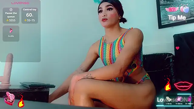 Natasha clifford online show from November 2025 11:42:01 AM