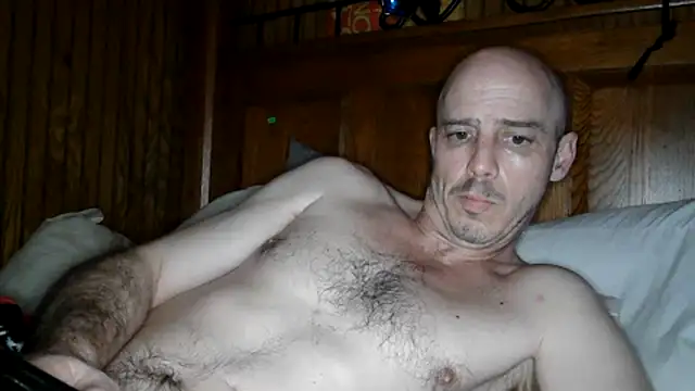 Snapshot of Mac_ThunderDick chatting on March 2026 05:18:01 PM Mac ThunderDick online show from March 2026 05:18:01 PM