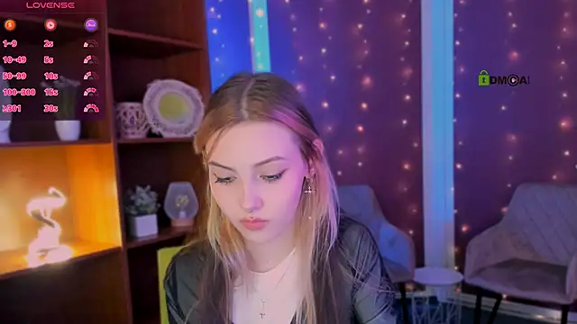 luna tin online show from November 2025 06:01:01 AM