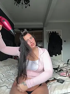 Snapshot of Victoriasteel chatting on October 2025 10:21:02 AM Victoriasteel online show from October 2025 10:21:02 AM