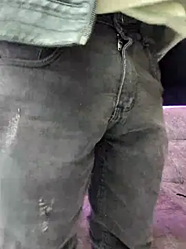 abnerdam01 online show from September 2025 03:17:02 AM