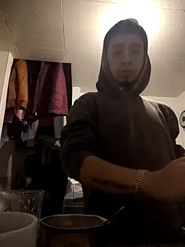 abnerdam01 online show from October 2025 09:43:02 PM