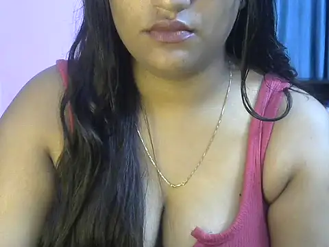 Queenxxx98 online show from February 2026 07:40:01 PM