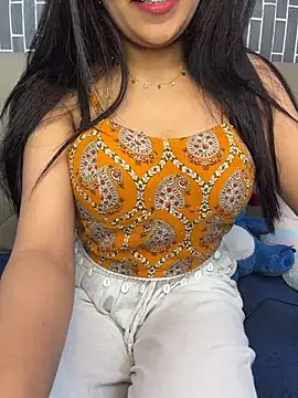 Riya-6969 online show from July 2026 03:05:01 PM