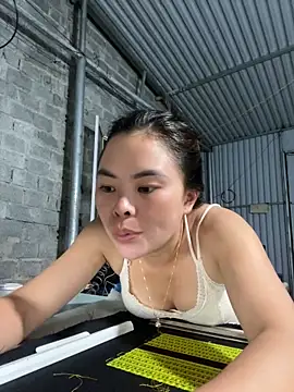 Snapshot of han-cute chatting on September 2025 01:54:01 PM han-cute online show from September 2025 01:54:01 PM