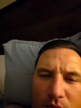 spouicke online show from November 2025 10:44:02 PM