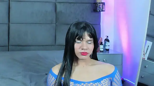 Snapshot of Slenna_Moon chatting on November 2025 07:30:01 AM Slenna Moon online show from November 2025 07:30:01 AM