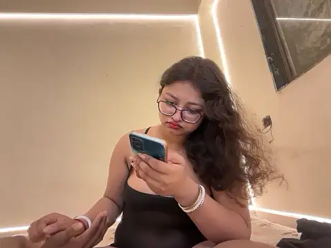 Drizzling Intimecy online show from October 2025 02:17:02 PM