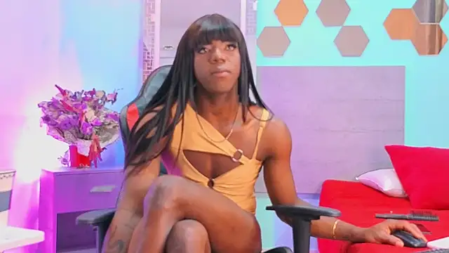 Snapshot of Paulina_Sodi chatting on November 2025 04:38:02 PM Paulina Sodi online show from November 2025 04:38:02 PM