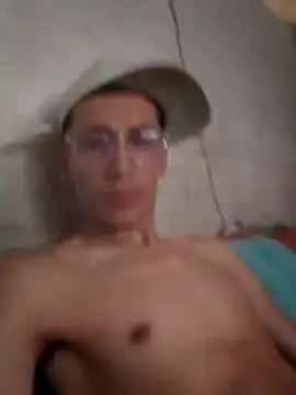 Snapshot of Alejo_420hot chatting on February 2026 05:46:02 PM Alejo 420hot online show from February 2026 05:46:02 PM