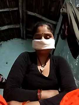 Sheema tyagi online show from November 2025 10:20:02 PM