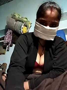 Sheema tyagi online show from November 2025 08:36:02 PM