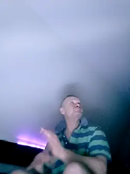 Kuba Gd online show from April 2026 10:11:02 PM