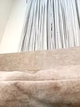 Marian Zeller online show from November 2025 09:19:02 AM