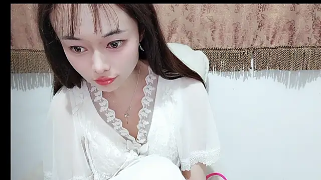 Snapshot of Zhenlihoney10 chatting on October 2025 12:01:02 PM Zhenlihoney10 online show from October 2025 12:01:02 PM