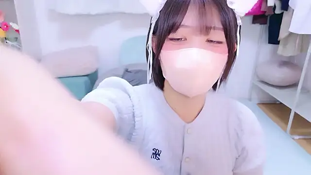 Hinata Sun online show from June 2026 11:59:01 AM