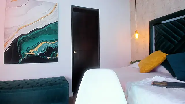 Sofi Moreno online show from April 2026 12:02:01 PM