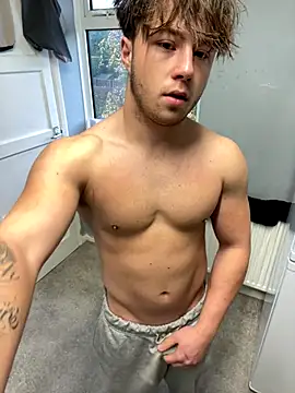 harleybarker online show from November 2025 08:03:02 AM