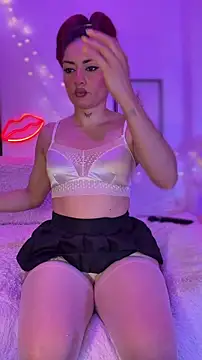 victoria rossett online show from April 2026 05:25:01 PM