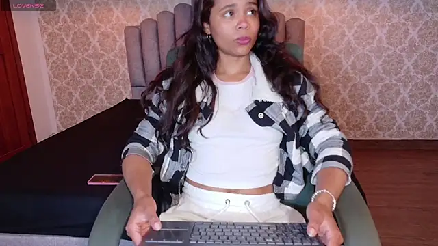 Kristall 06 online show from October 2025 02:37:02 AM