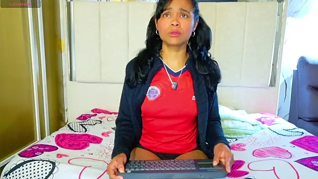 Kristall 06 online show from March 2026 04:27:01 AM