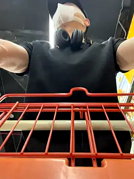 Snapshot of anhkiet_huang chatting on December 2025 01:38:02 PM anhkiet huang online show from December 2025 01:38:02 PM