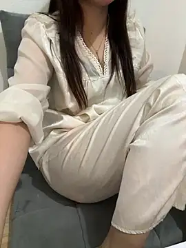 susu baby online show from November 2025 06:09:02 PM